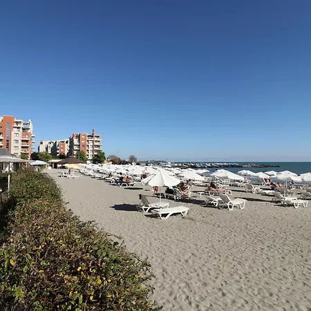 първа линия Pomorie