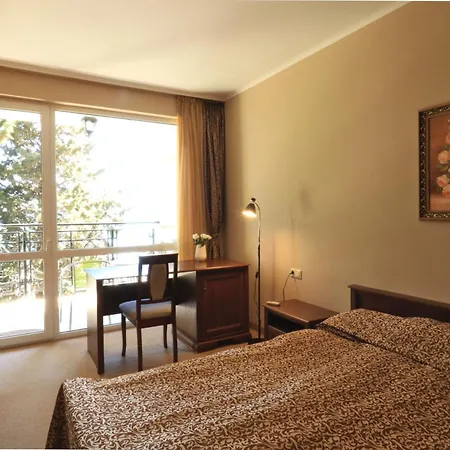 Apartment първа линия Pomorie