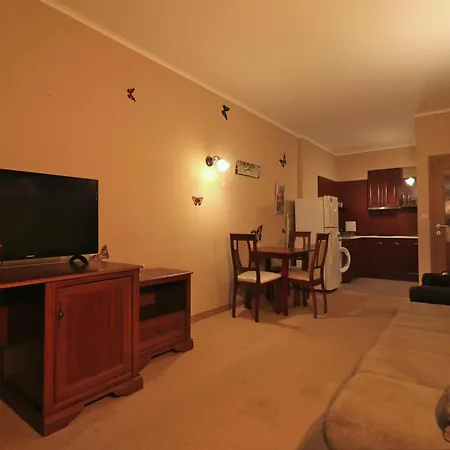 Apartamento първа линия *