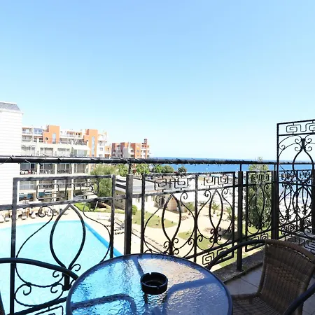 Apartment първа линия Pomorie