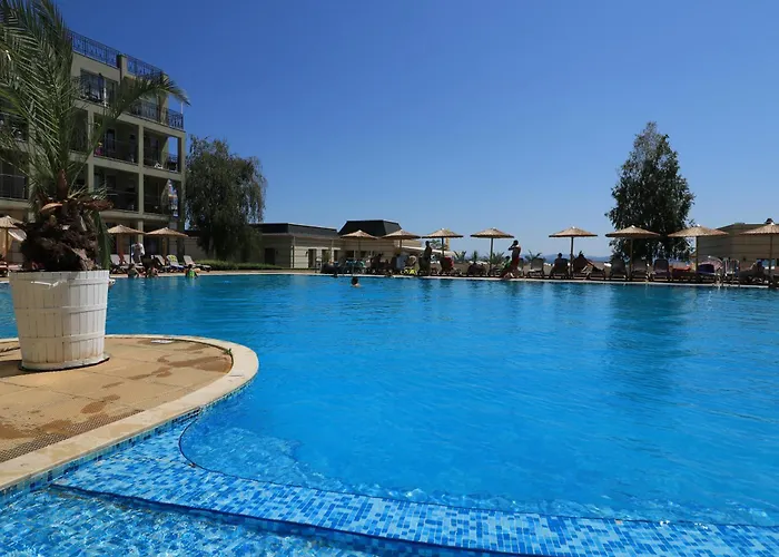 първа линия * Pomorie