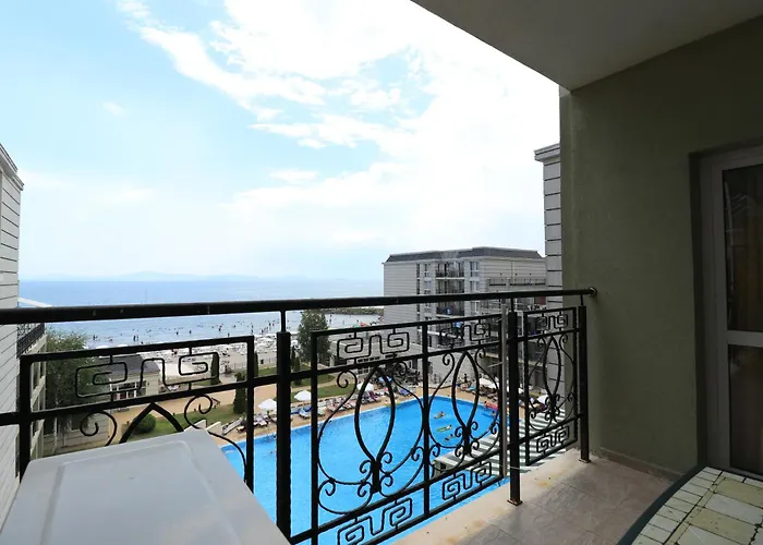 първа линия Apartament